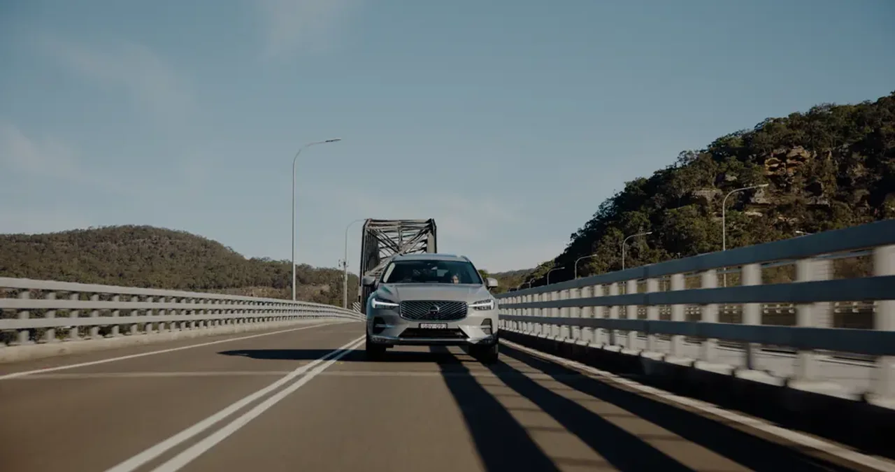 Volvo XC60 on the scenic 90-minute drive north from Sydney