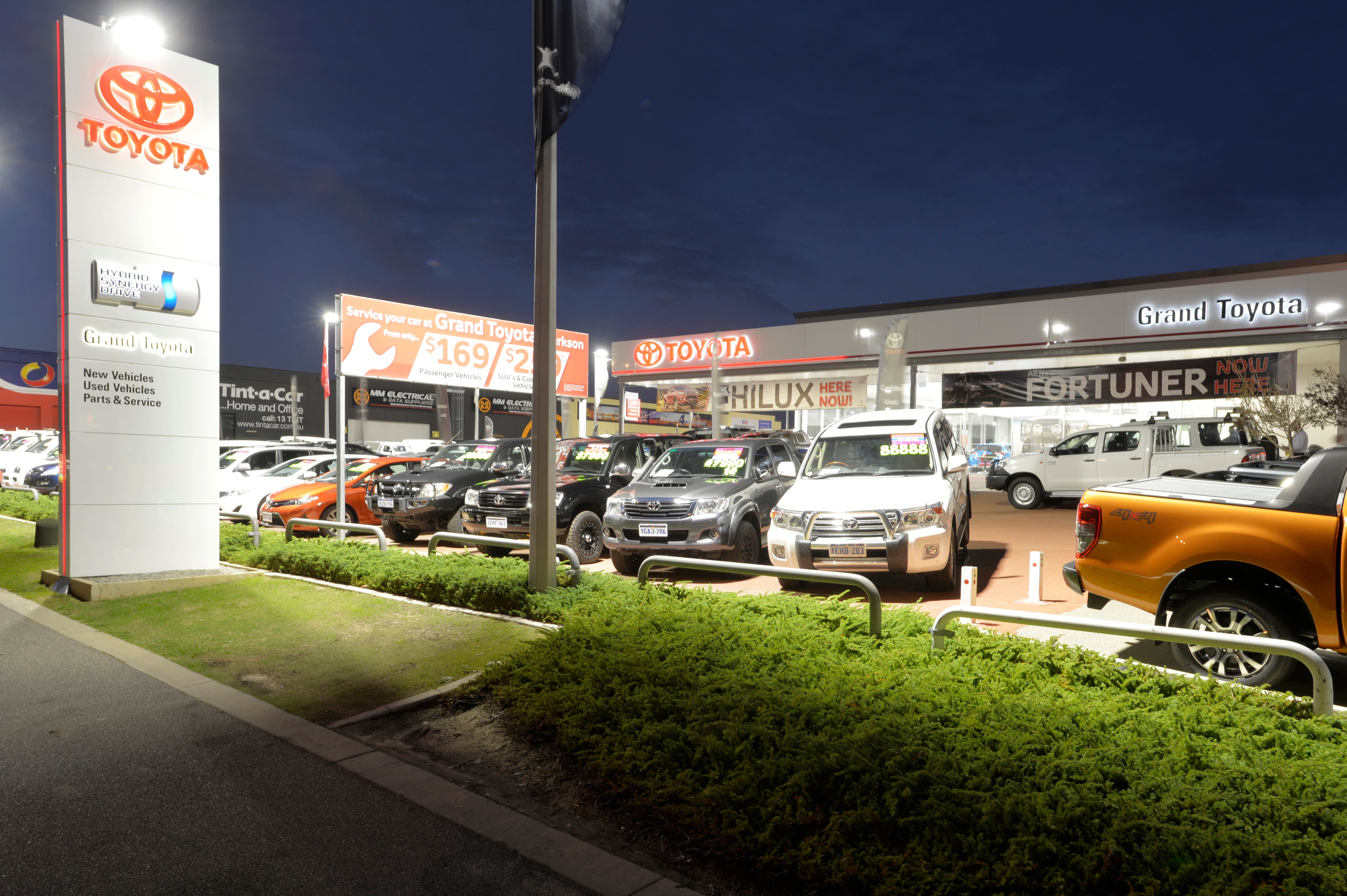 Grand Toyota Clarkson used hero image