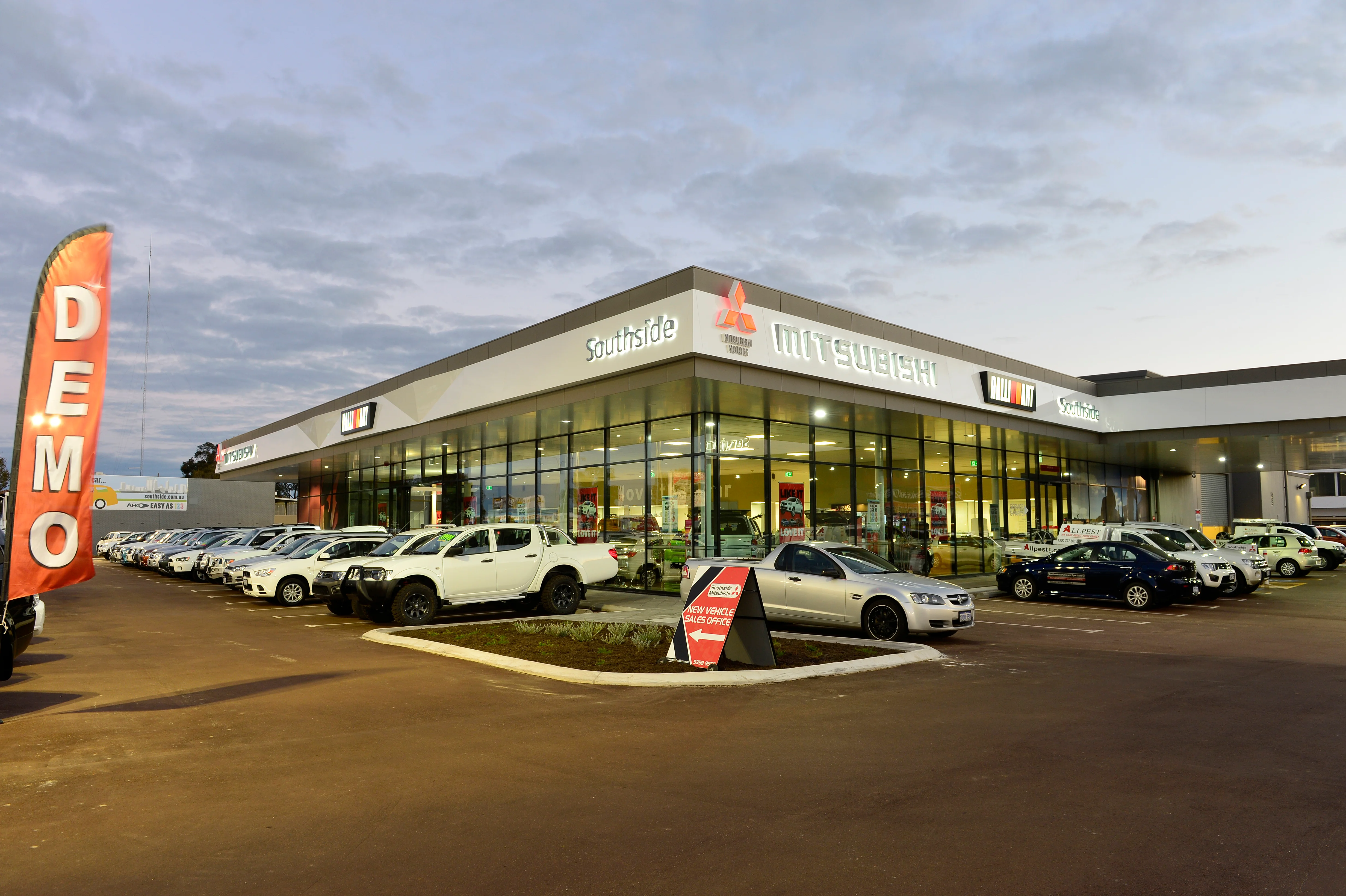 Southside Mitsubishi used hero image