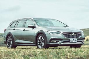 Holden Calais
