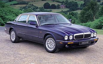 Jaguar XJ8