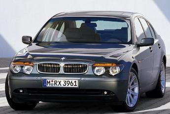 BMW 745i