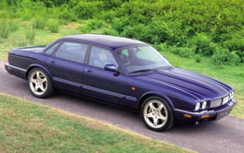 Jaguar XJR