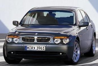 BMW 745i