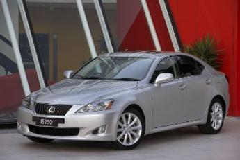 Lexus IS
