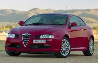 Explore the 2004 Alfa Romeo GT Range