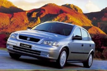 Explore the 2004 Holden Astra Range