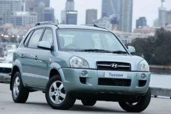 Explore the 2005 Hyundai Tucson Range