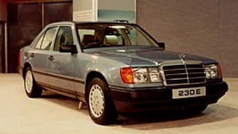 Mercedes-Benz 220