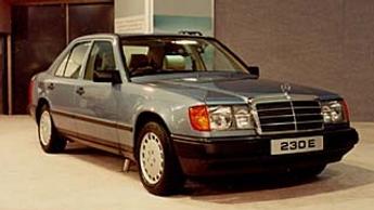 Mercedes-Benz 230