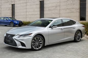 Explore the 2021 Lexus LS Range