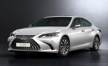 Lexus ES 2025
