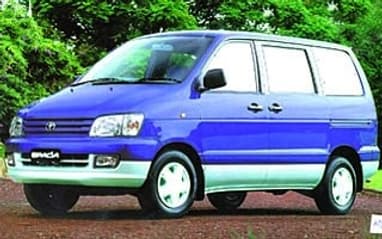Toyota Spacia 1999