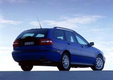 Volvo V40 2001