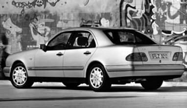 Mercedes-Benz E320 2002