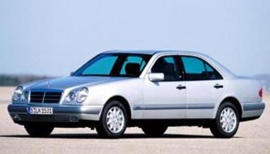 Mercedes-Benz E240 2002