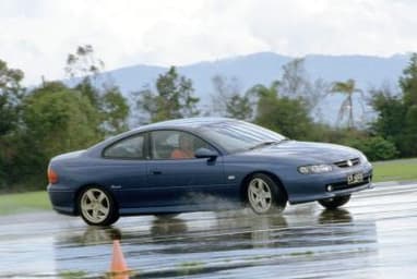 Holden Monaro 2002