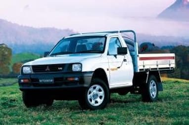 Mitsubishi Triton 2003