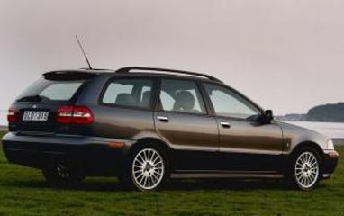 Volvo V40 2003