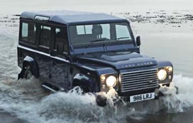 Land Rover Defender 2014