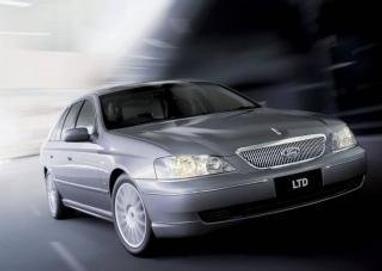 Ford LTD 2005