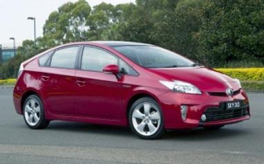 Complete guide to Toyota Prius 2015