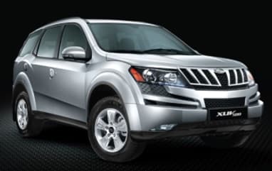Mahindra XUV500 2015
