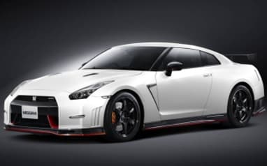 Nissan GT-R 2015