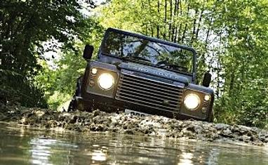 Land Rover Defender 2009