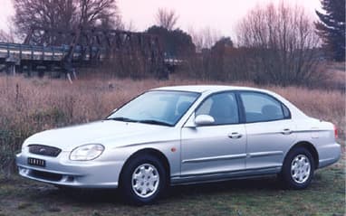 Hyundai Sonata 2000