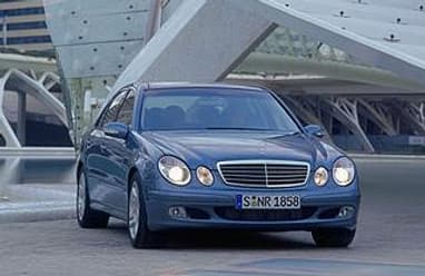 Mercedes-Benz E500 2002