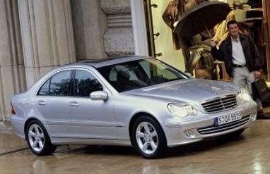 Mercedes-Benz C220 2004