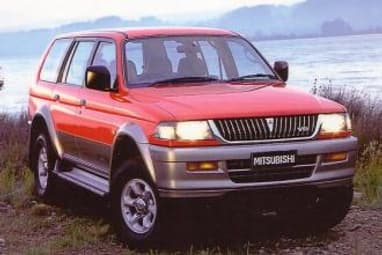 Complete guide to Mitsubishi Challenger 2000