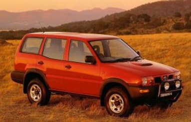 Nissan Terrano II 2000
