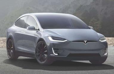 Tesla Model X 2021