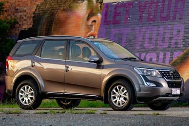 Mahindra XUV500 2021
