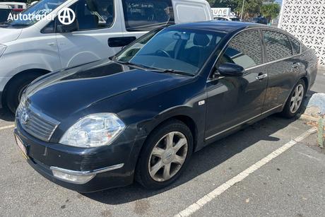 Black 2008 Nissan Maxima Sedan Ti