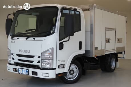 White 2018 Isuzu OTHER Ute Tray