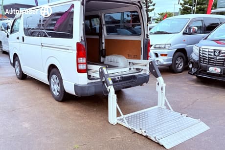 2018 Toyota HiAce Dx Trh200