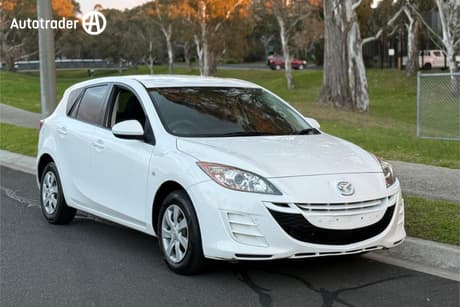 White 2011 Mazda 3 Hatchback Neo