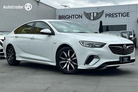 White 2018 Holden Commodore Liftback Rs
