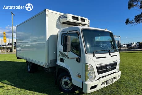 2017 Hyundai Mighty EX4 CHILLER 4X2
