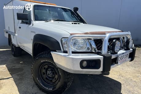 White 2010 Nissan Patrol Ute Tray DX