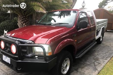 Red 2003 Ford F250 Super Cab Pickup Xlt (4X4)