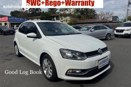 White 2015 Volkswagen Polo Hatchback 81 Tsi Comfortline