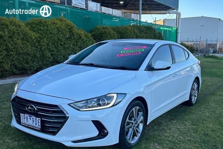 White 2018 Hyundai Elantra Sedan Elite 2.0 Mpi