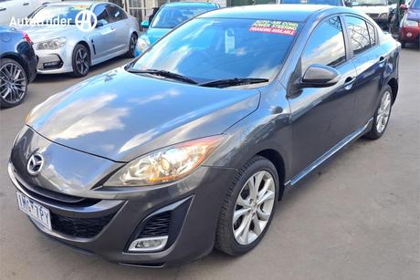 Grey 2009 Mazda 3 Sedan Sp25