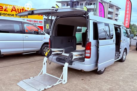 Silver 2009 Toyota HiAce Wagon LWB