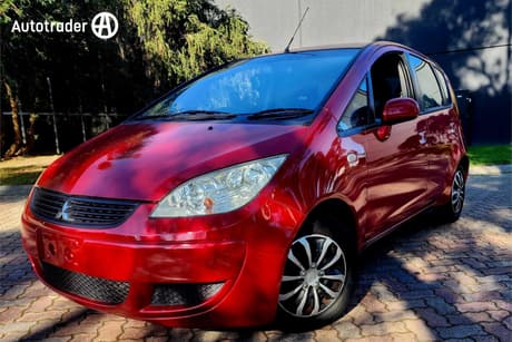 Red 2006 Mitsubishi Colt Hatchback Ls