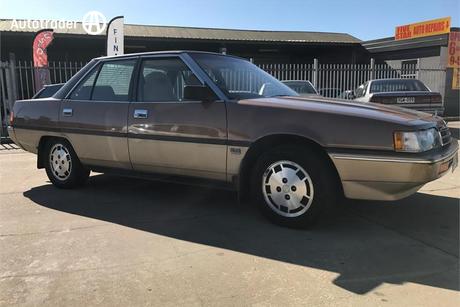 Gold 1985 Mitsubishi Magna Sedan ELITE